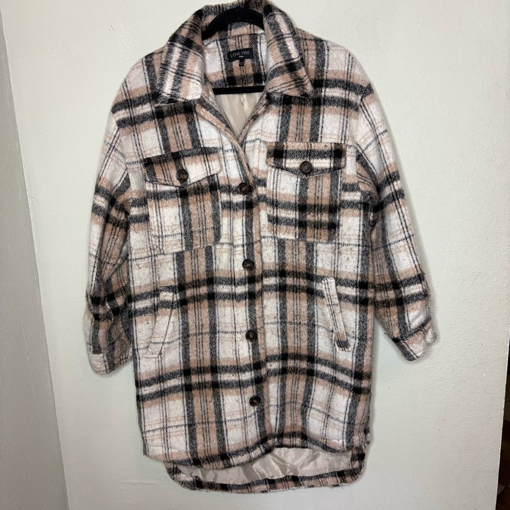 Love Tree Plaid Button-Up Shacket in Cream and Tan Medium